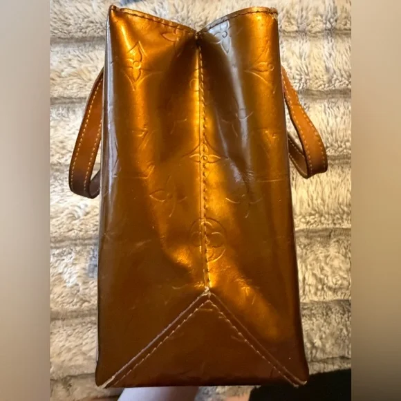 Louis Vuitton Bronze LV Monogram Reade Vernis Tote! - Picture 5 of 10